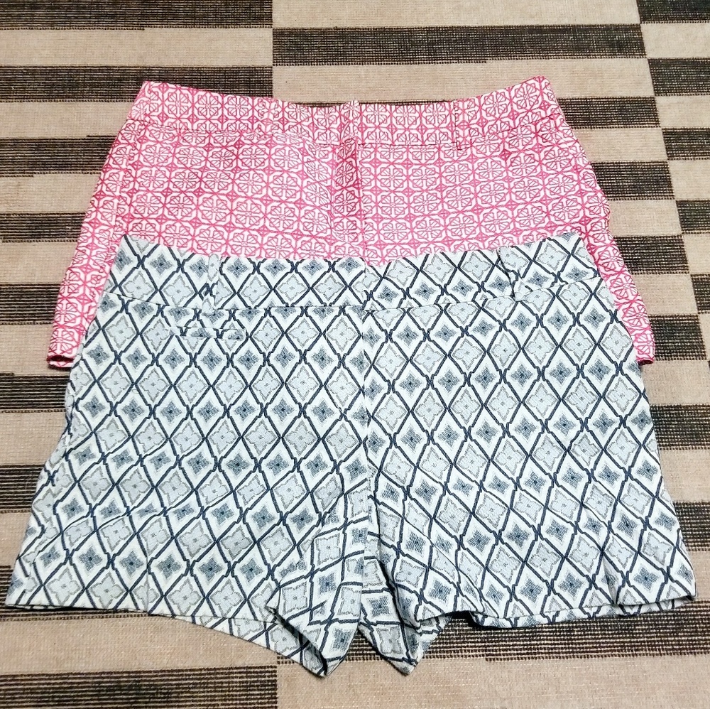 2 Pairs of Loft Knitted Shorts